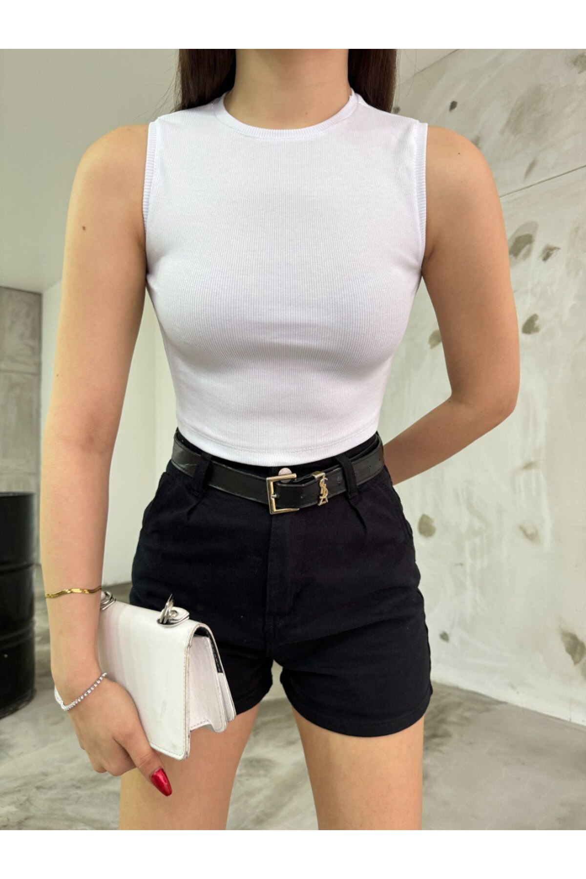 Kadın Fitilli Bisiklet Yaka Sıfır Kol Fitted/Vücuda Oturan Crop Top Bluz beyaz 3
