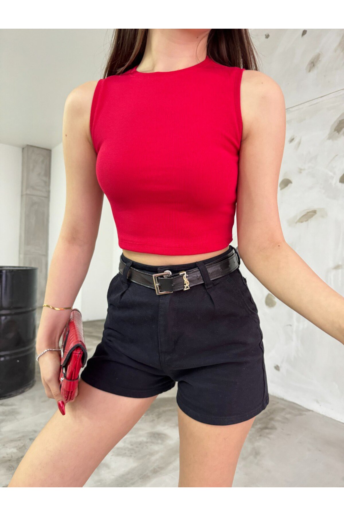 Kadın Fitilli Bisiklet Yaka Sıfır Kol Fitted/Vücuda Oturan Crop Top Bluz Kırmızı 5