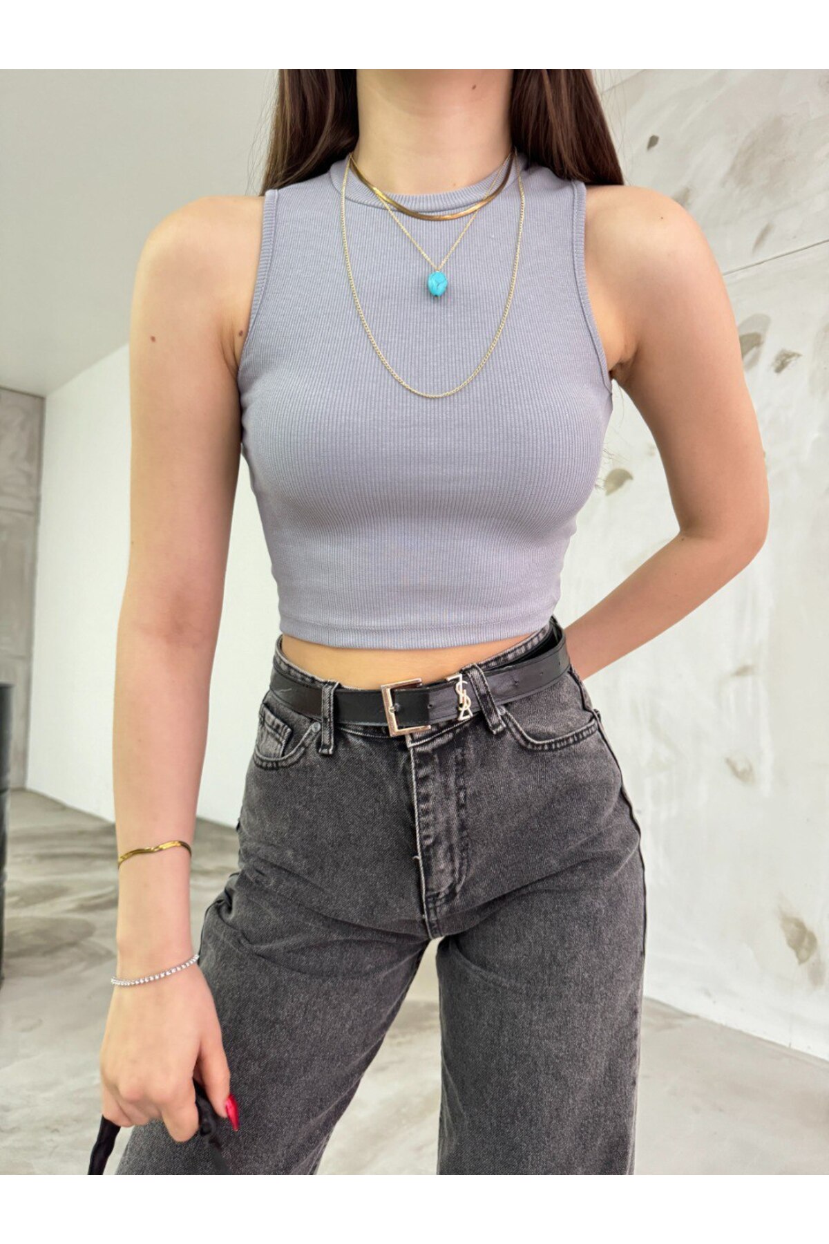 Kadın Fitilli Bisiklet Yaka Arka Pencere Detaylı Fitted/Vücuda Oturan Crop Top Bluz Gri 4
