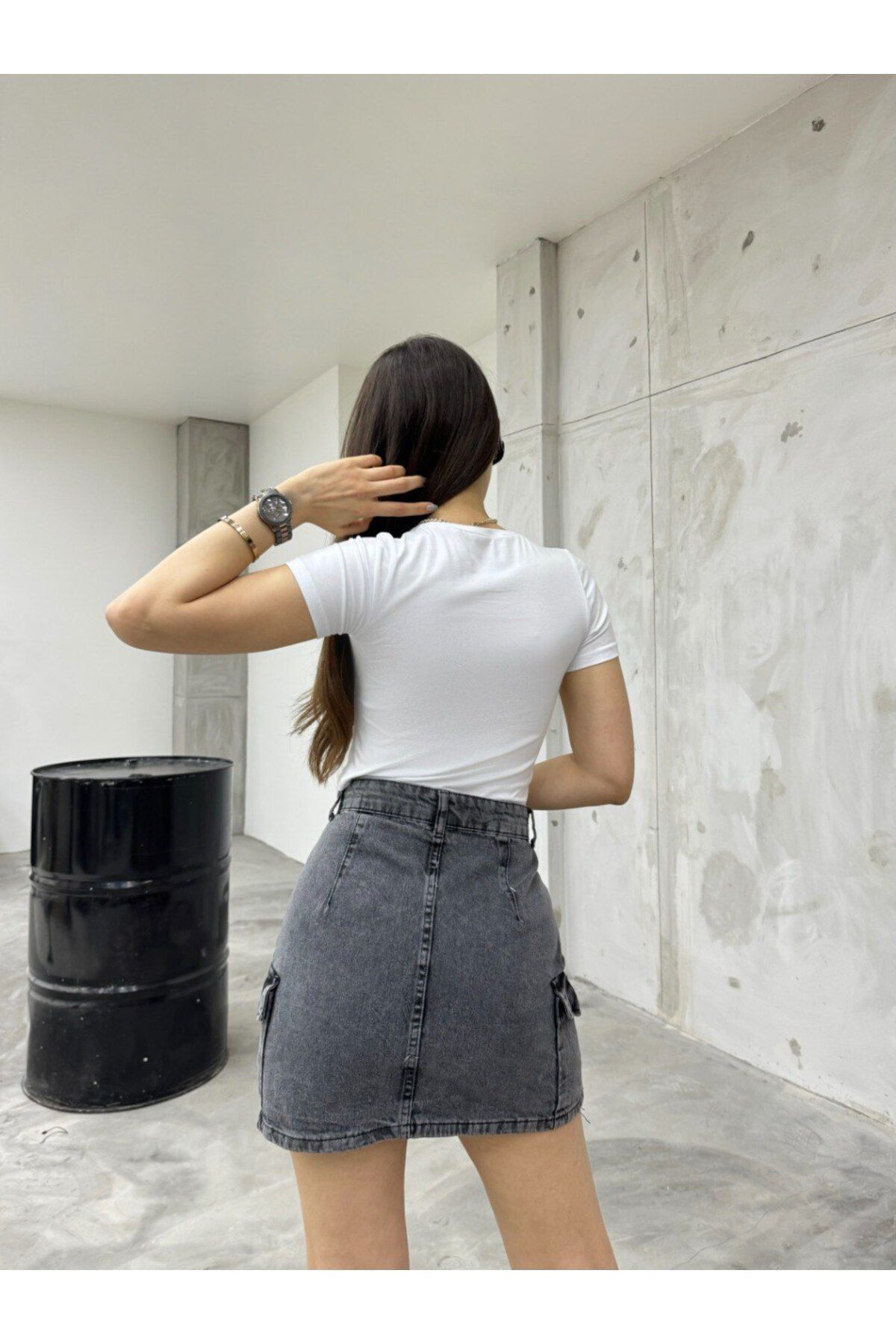 Kadın Bisiklet Yaka Kısa Kollu Fitted/Vücuda Oturan Crop Body Beyaz 3