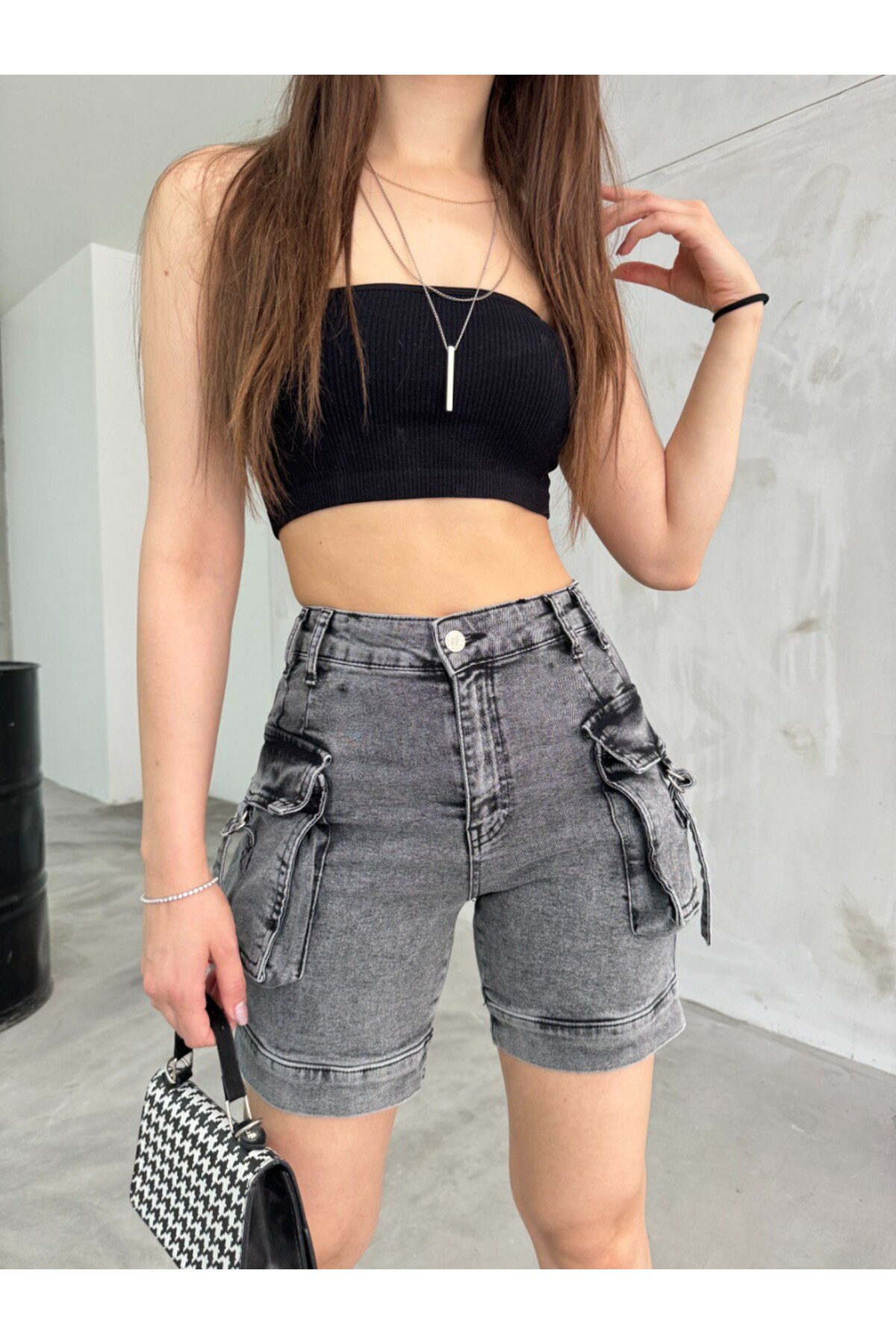 Kadın Gri Kargo Cepli Yüksek Bel Esnek Şort Jeans 4