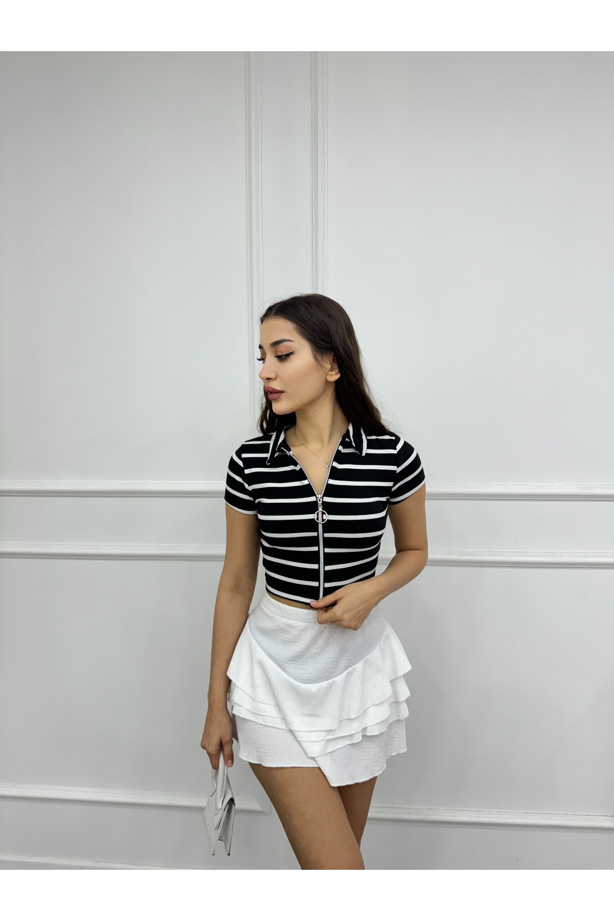 Kadın Çizgili Fermuar Detaylı Crop Bluz Siyah 8