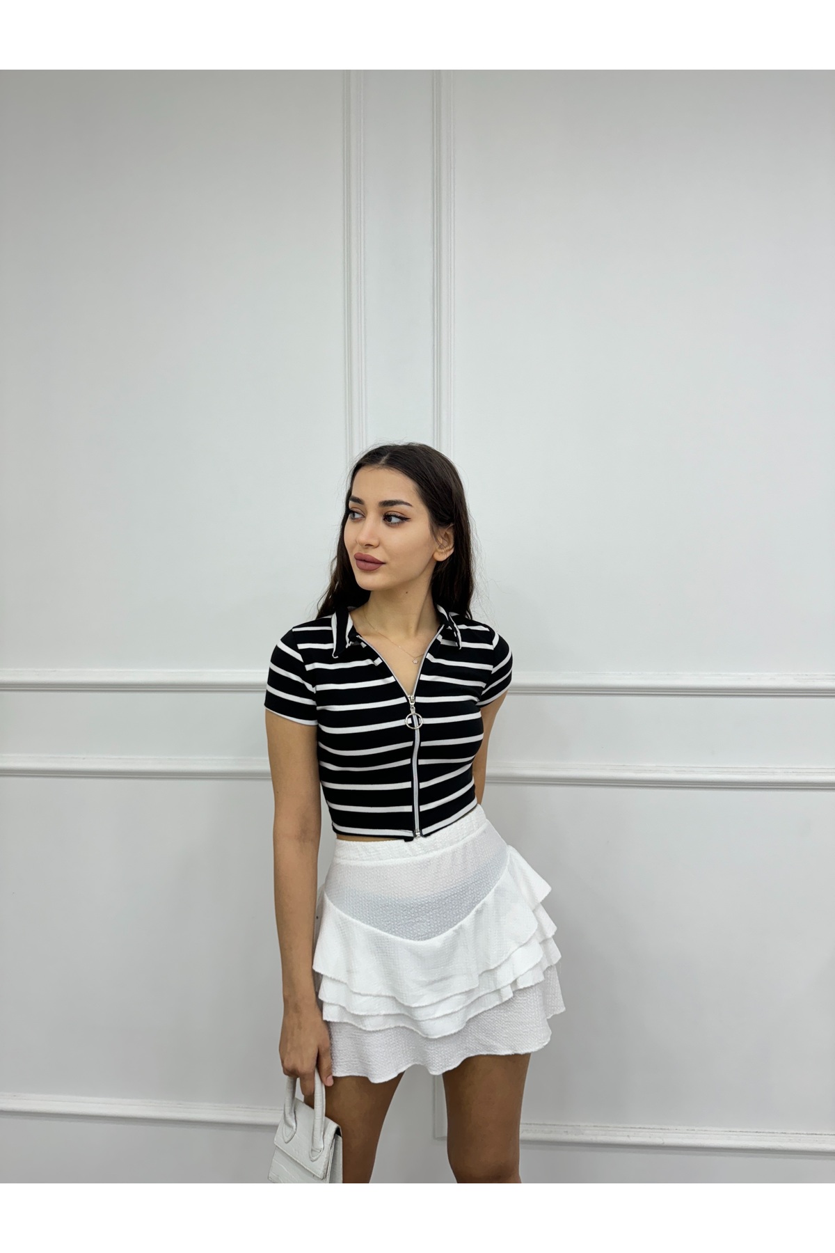 Kadın Çizgili Fermuar Detaylı Crop Bluz Siyah 5