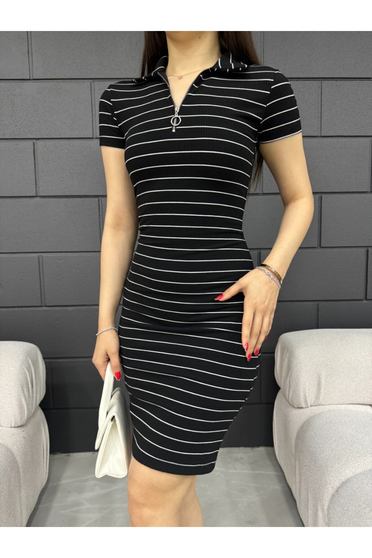 Kadın Polo Yaka Fermuar Detaylı Kaşkorse Çizgili Fitted/vücuda Oturan Elbise Siyah 4