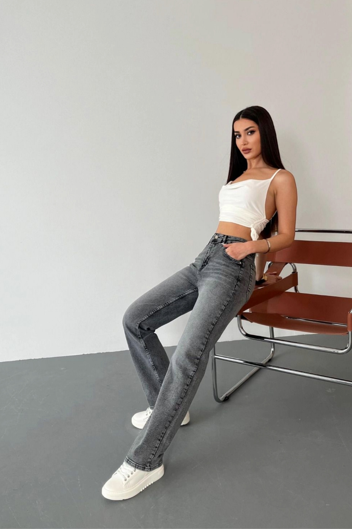 Kadın Yüksek Bel Likralı Efektli Straight Fit Jean Gri 4
