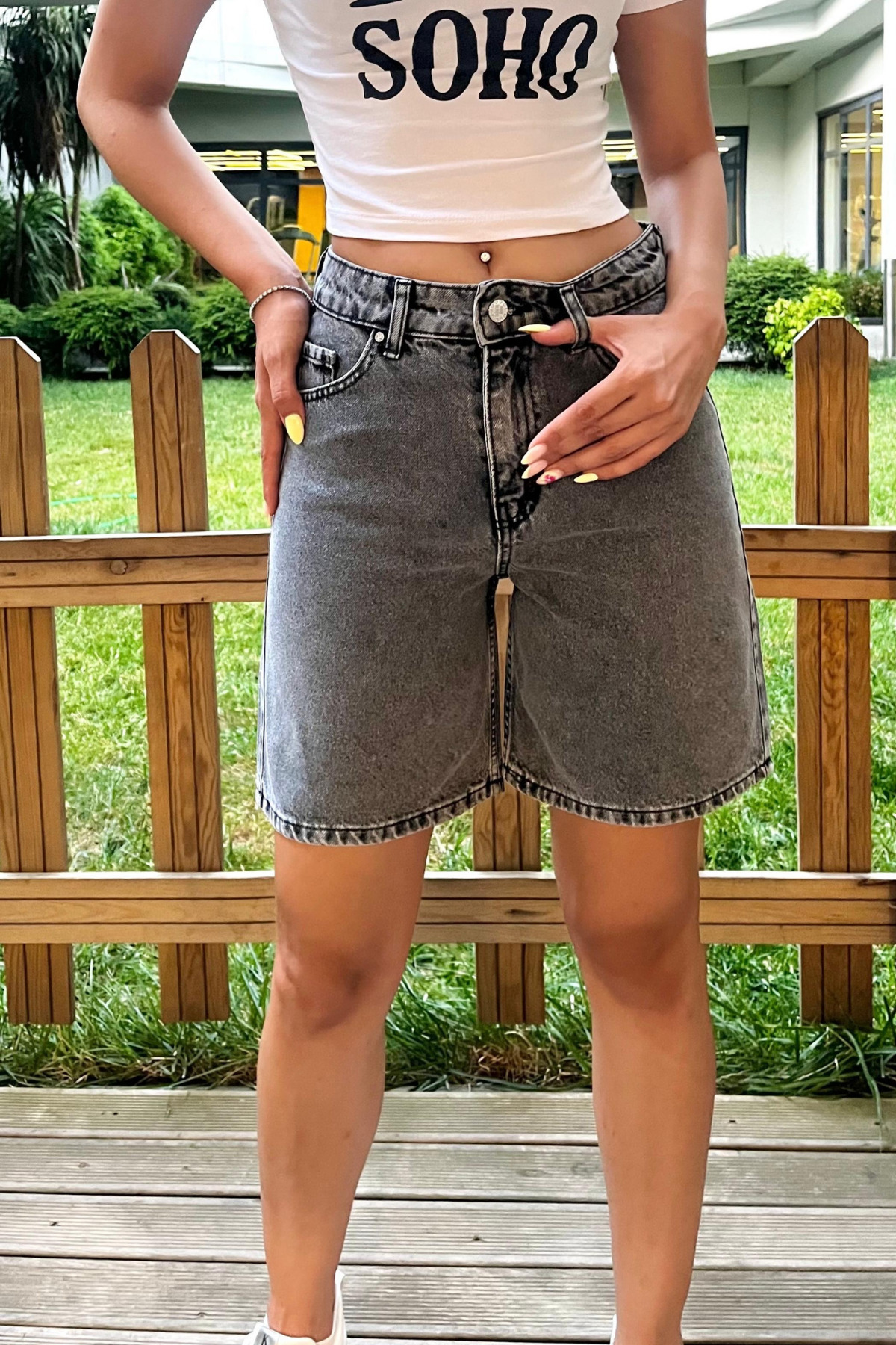 Kadın Yüksek Bel 5 Cepli Straight Fit Şort Jeans Gri 8