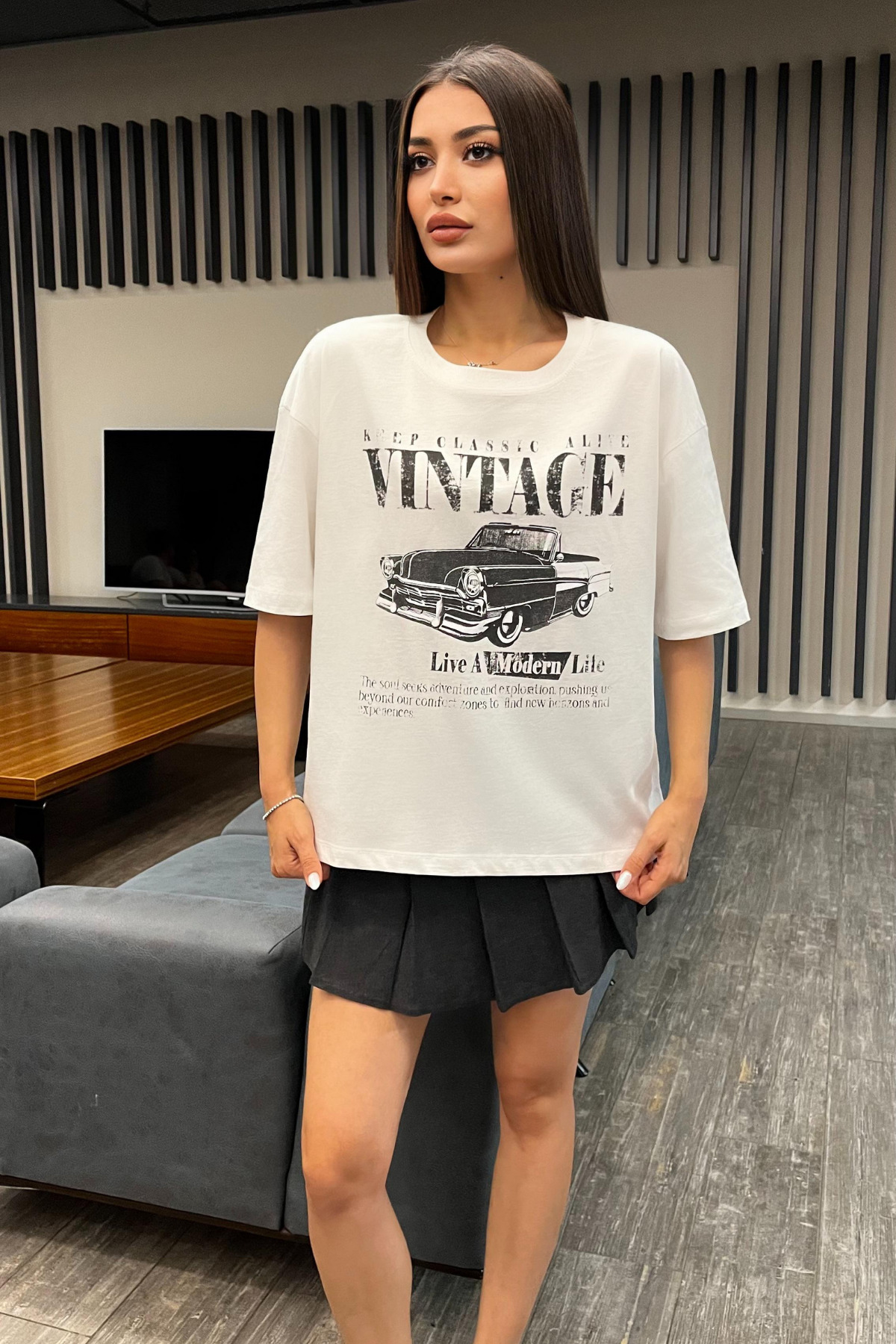Kadın Özel Dijital Baskılı Oversize T-Shirt Beyaz 3