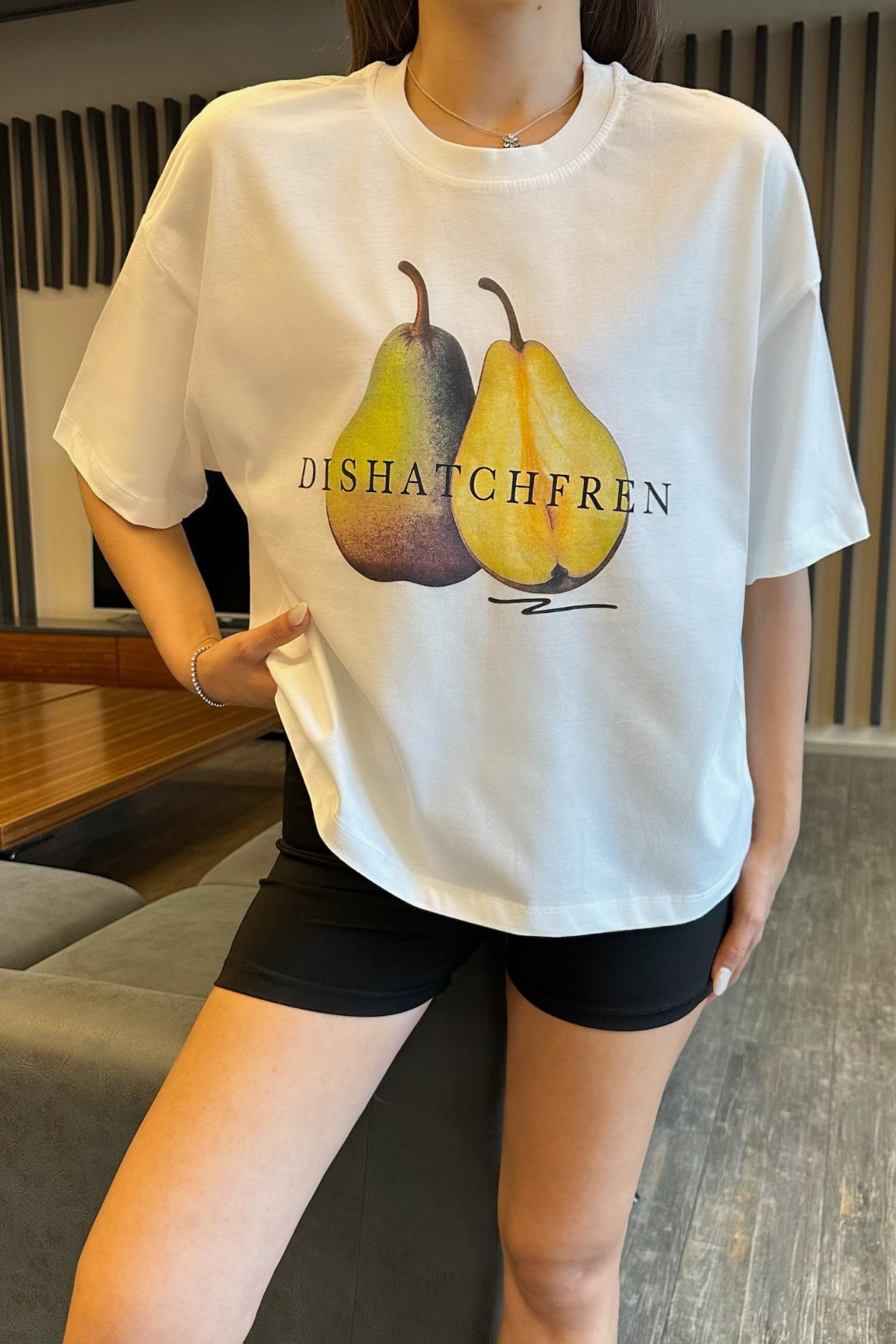 Kadın Özel Dijital Baskılı Oversize T-Shirt Ekru 6
