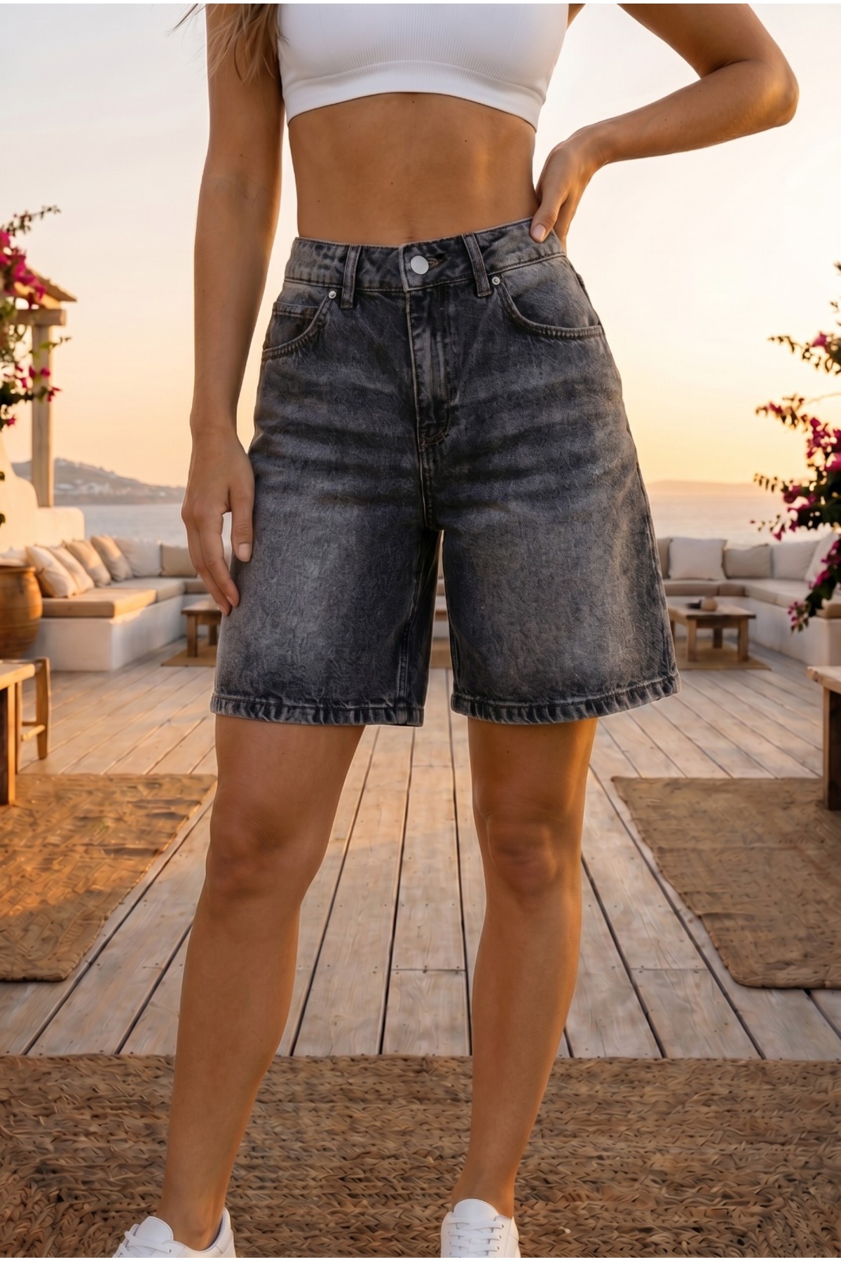 Kadın Eskitme Efektli Yüksek Bel 5 Cepli Straight Fit Şort Jeans Gri 4
