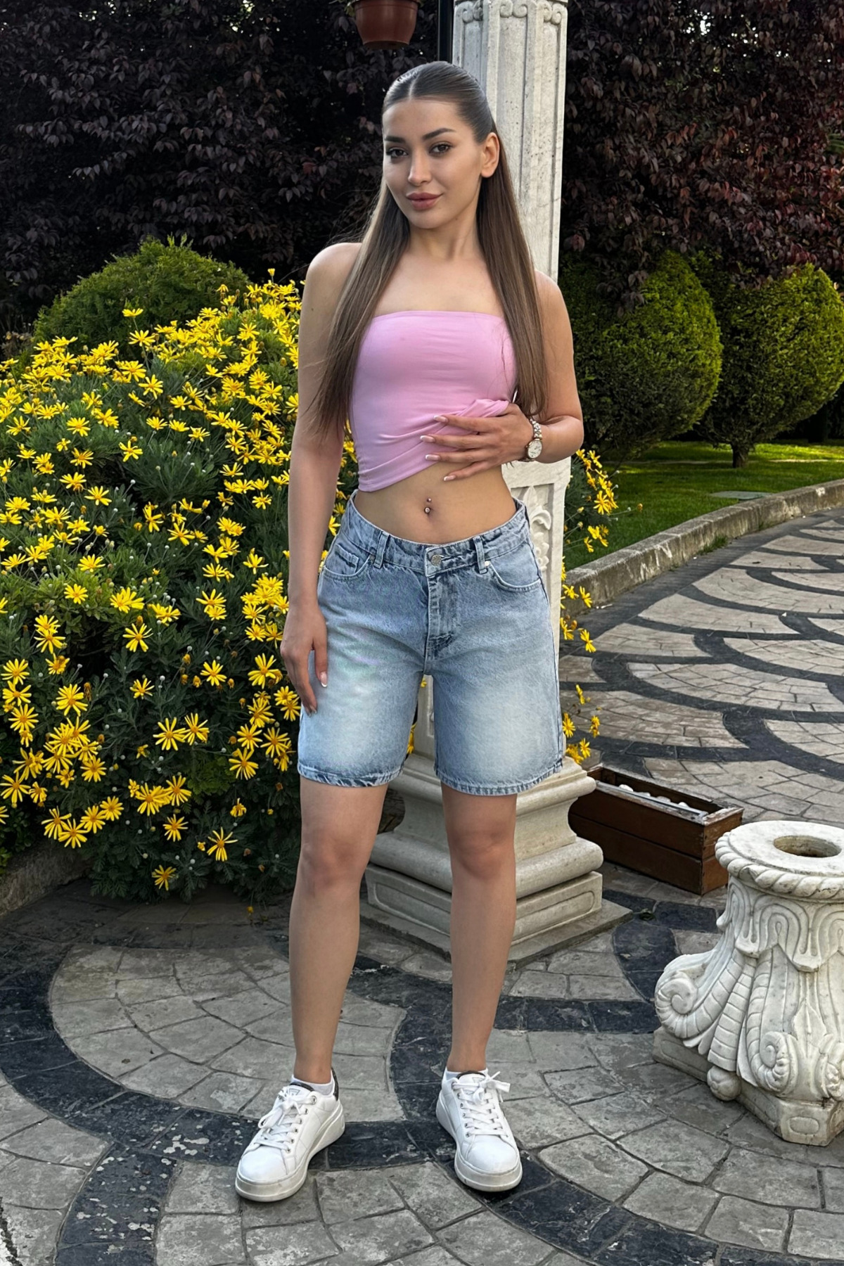 Kadın Vintage Efektli Yüksek Bel 5 Cepli Straight Fit Şort Jeans Mavi 4