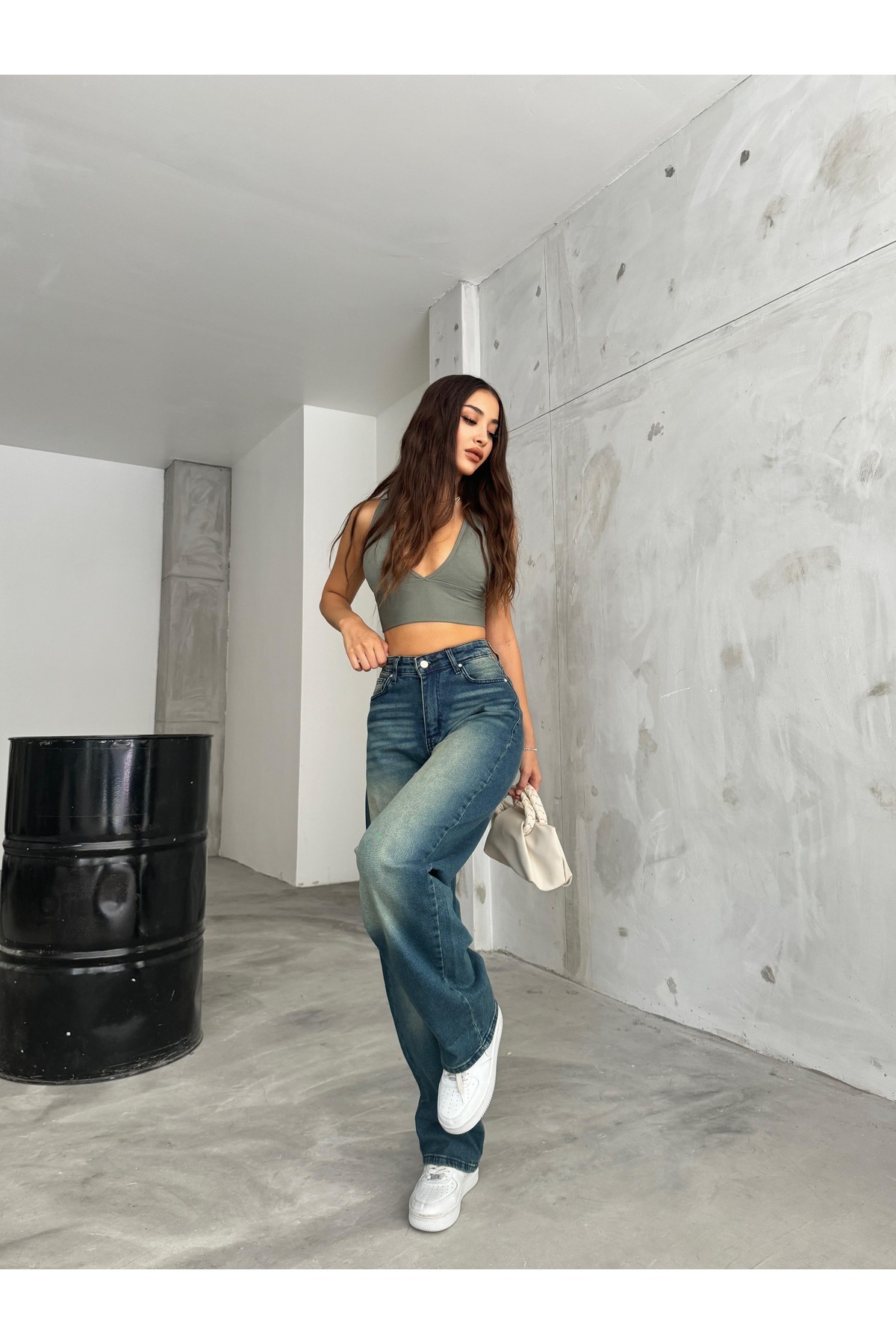 Kadın Soluk Efektli Bol Kesim Geniş Paça Rahat Baggy Jean Pantolon koyu mavi 6