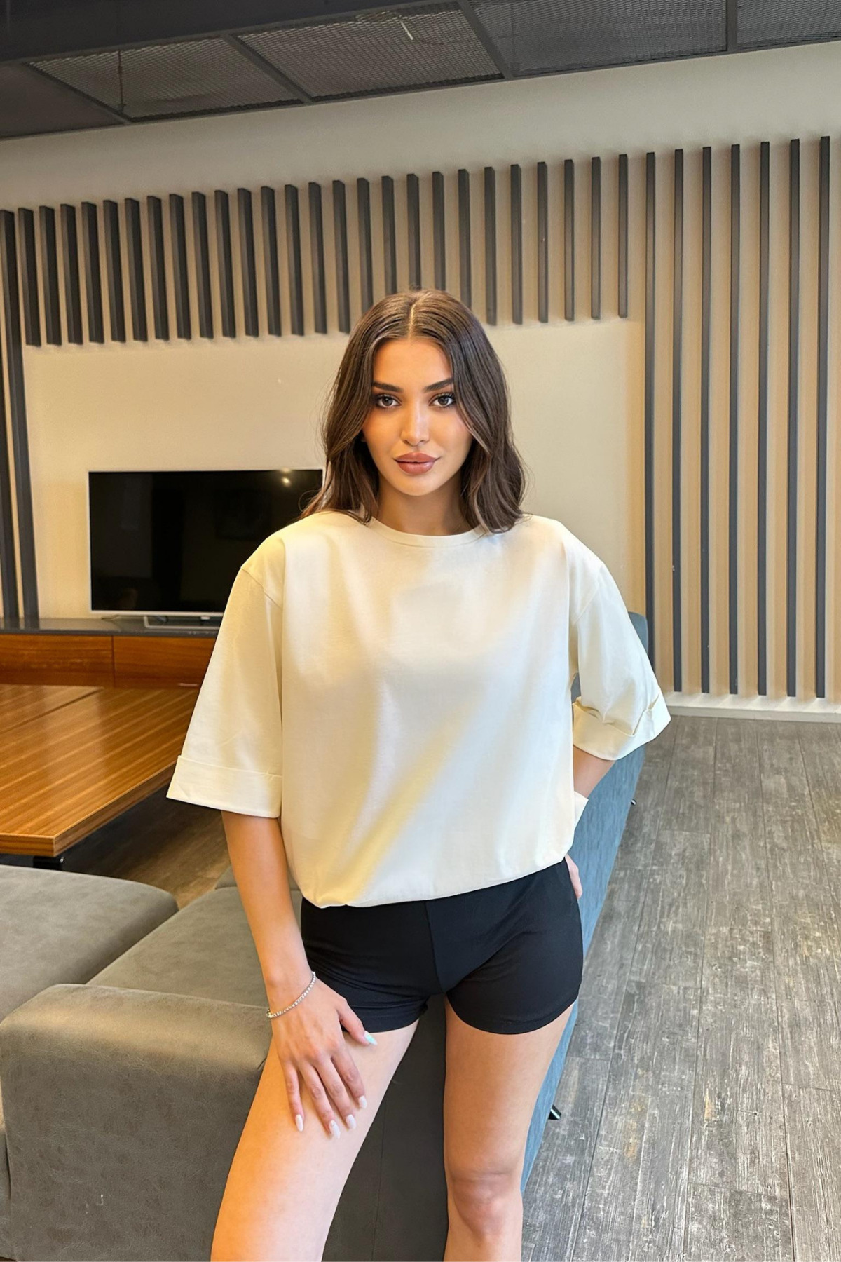 Kadın Baskısız Oversize T-Shirt Beyaz 5