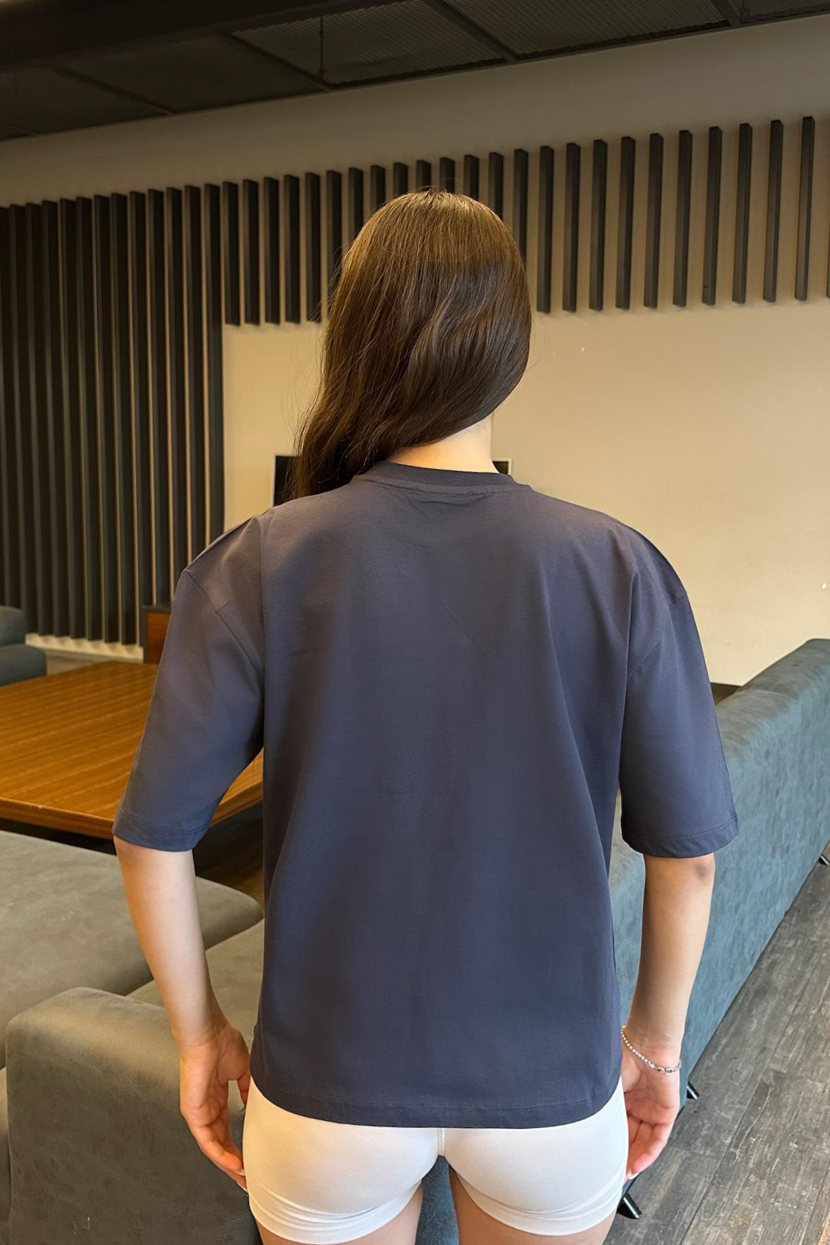 Kadın Oversize Basic Pamuklu T-Shirt Lacivert 4