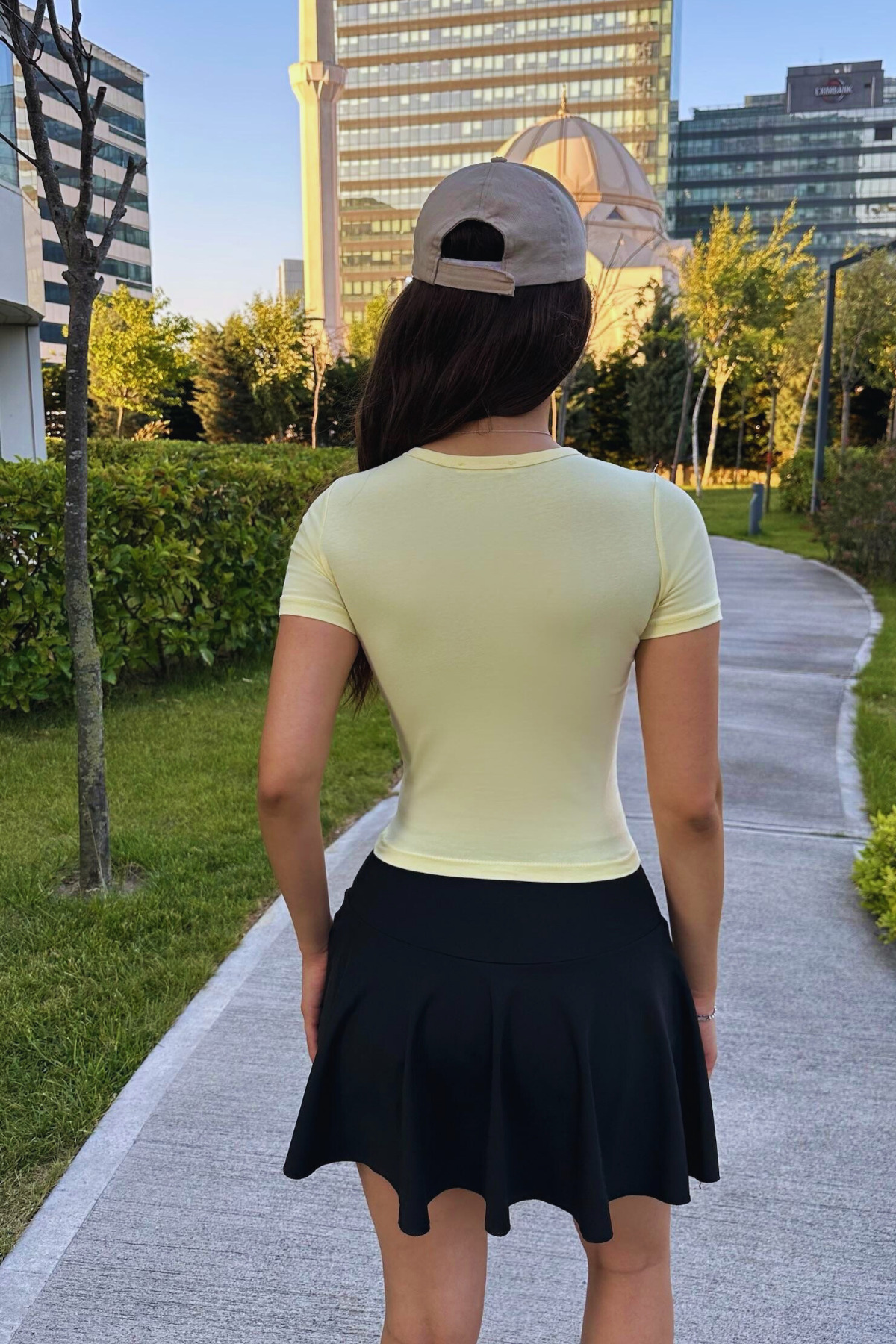 Kadın Baskılı Likralı Bisiklet Yaka Crop T-Shirt Sarı 5