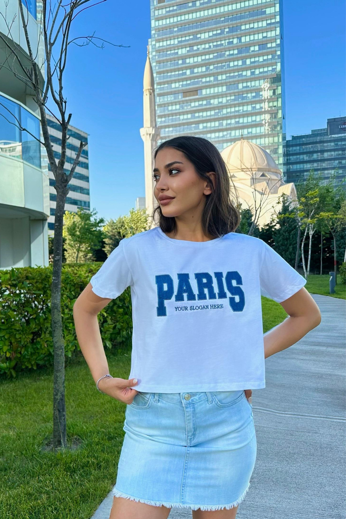 Kadın Paris Baskılı Likralı Bisiklet Yaka Crop T-Shirt Beyaz 5