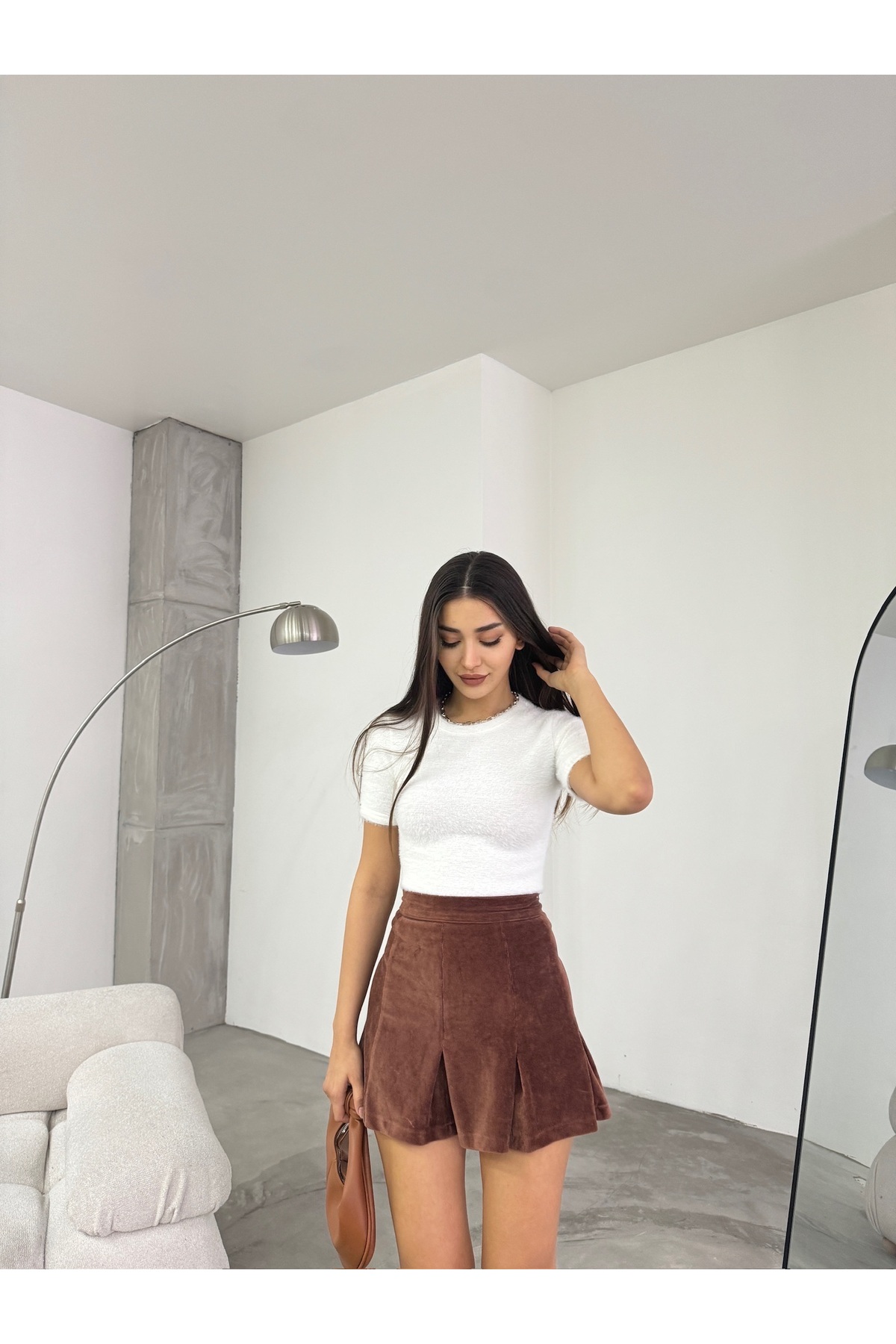 Kadın Bisiklet Yaka Yumuşak Peluş Crop Bluz Beyaz 5