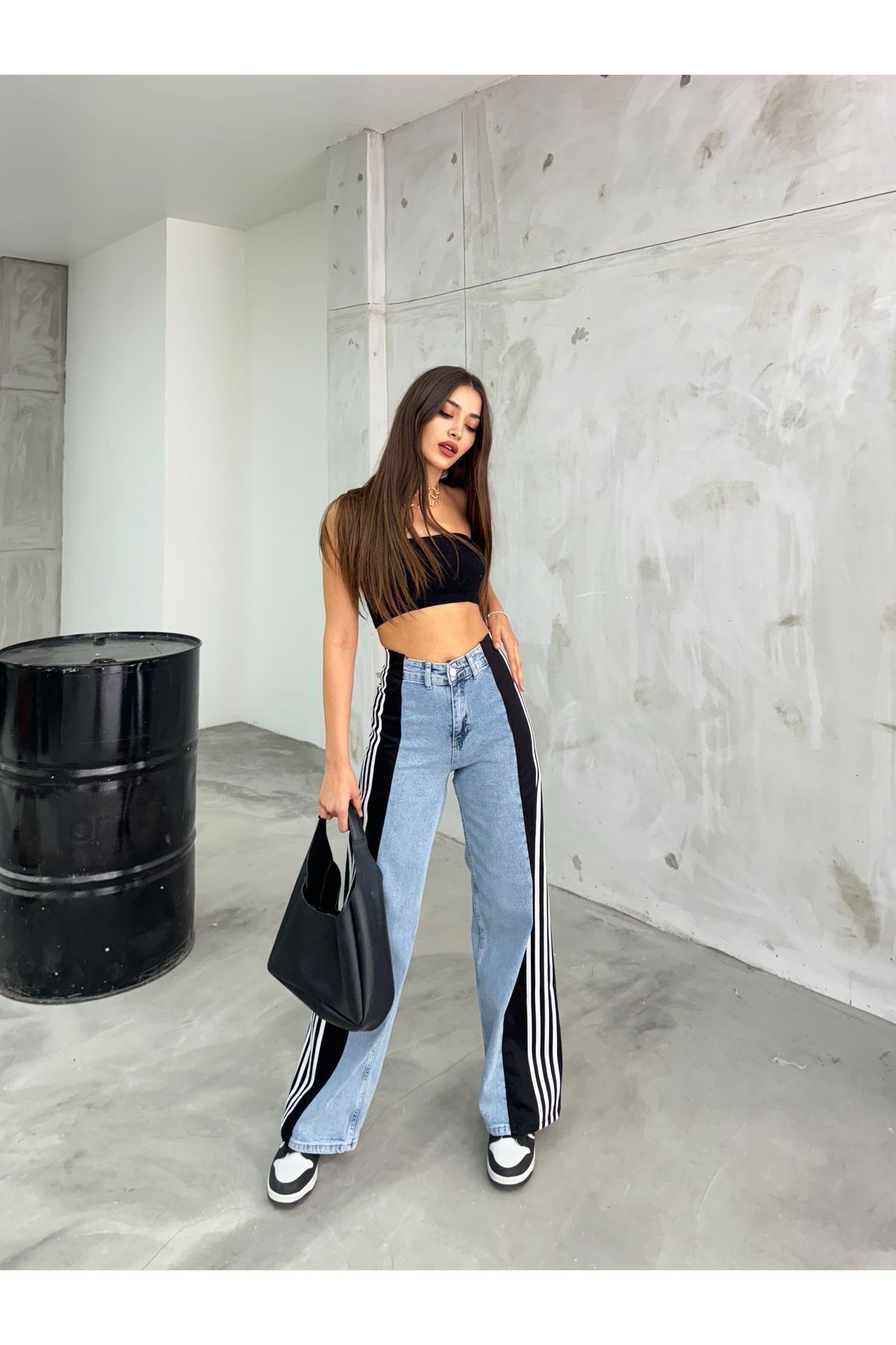 Kadın Yüksek Bel Açık Mavi Yanı Şeritli Wide Leg Jean 4