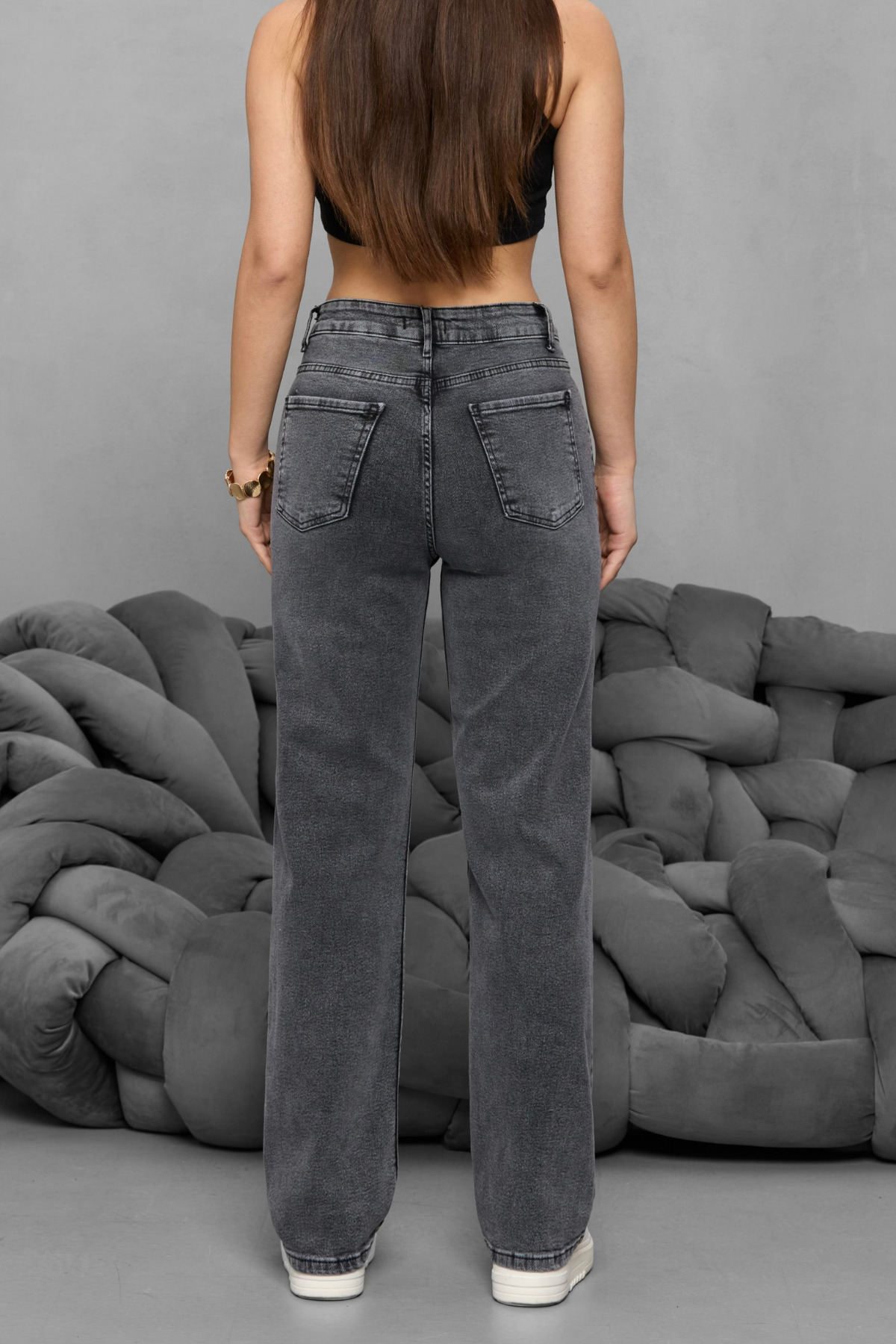 Kadın Yüksek Bel Boru Paça Straight Fit Jean Siyah 4