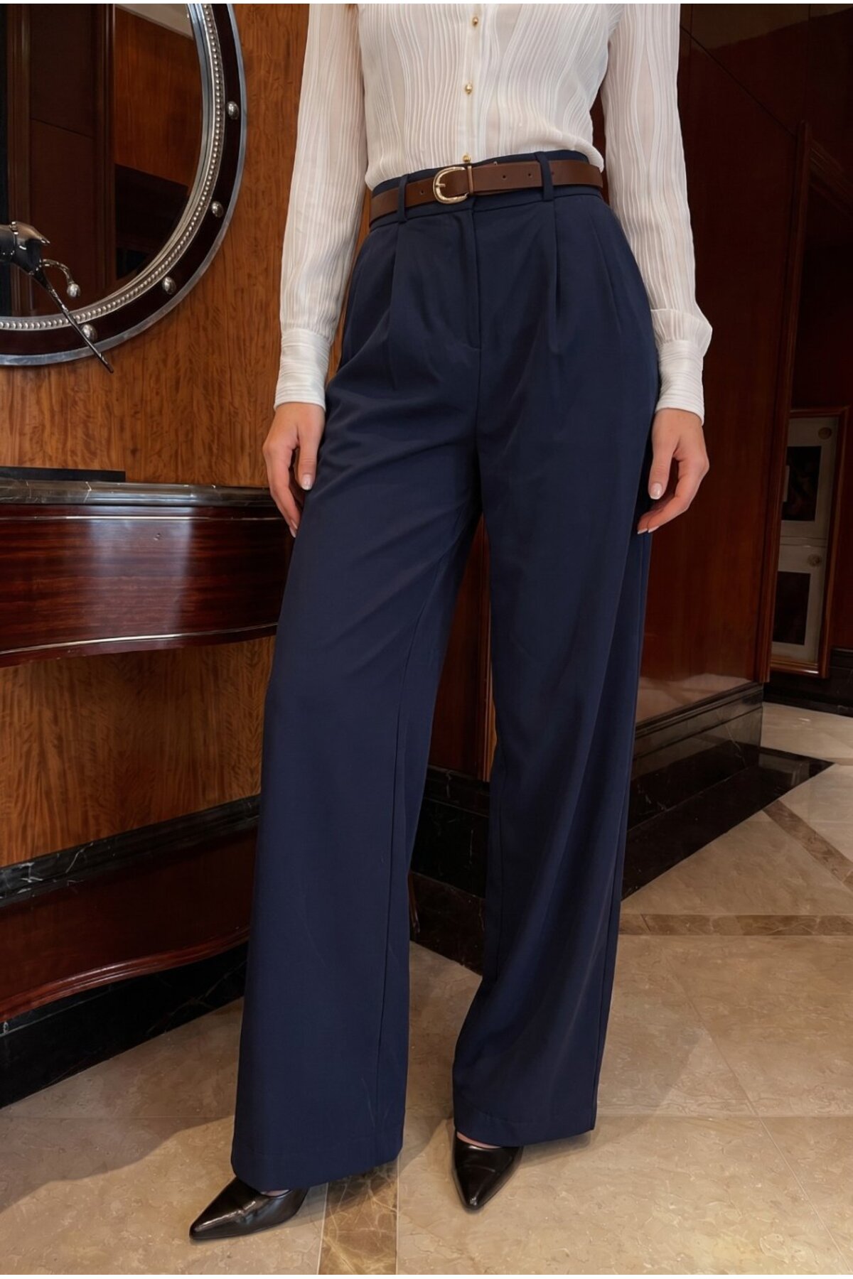 Kemerli Oversize Geniş Paça Palazzo Kumaş Pantolon LACİVERT 3