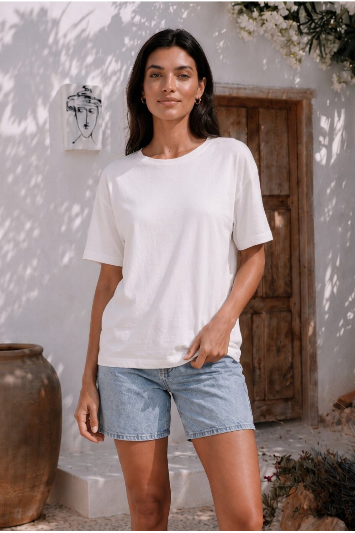 Kadın Yuvarlak Yaka Relaxed Fit Kısa Kol Basic T-Shirt Beyaz 6