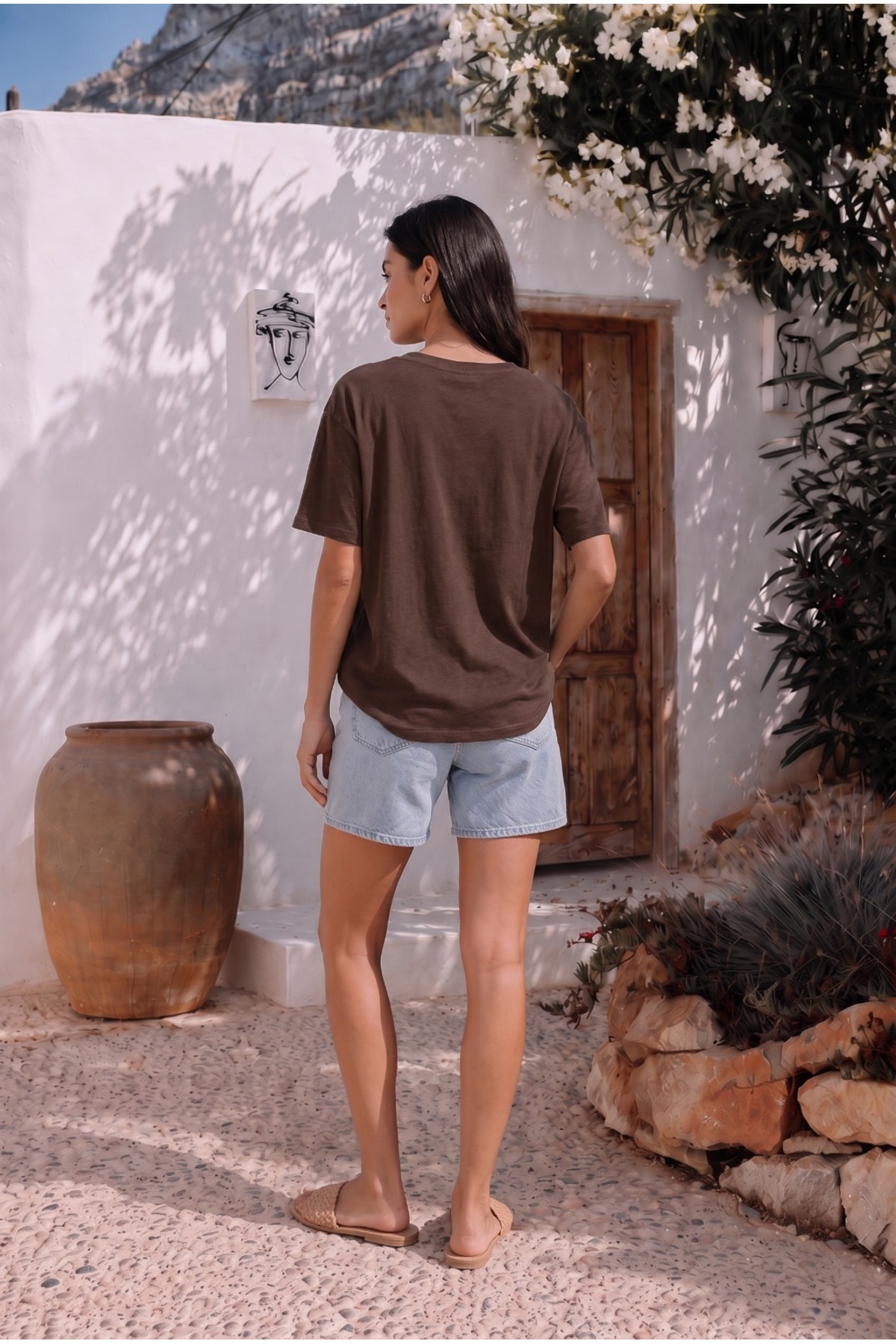 Kadın Yuvarlak Yaka Relaxed Fit Kısa Kol Basic T-Shirt kahverengi 6