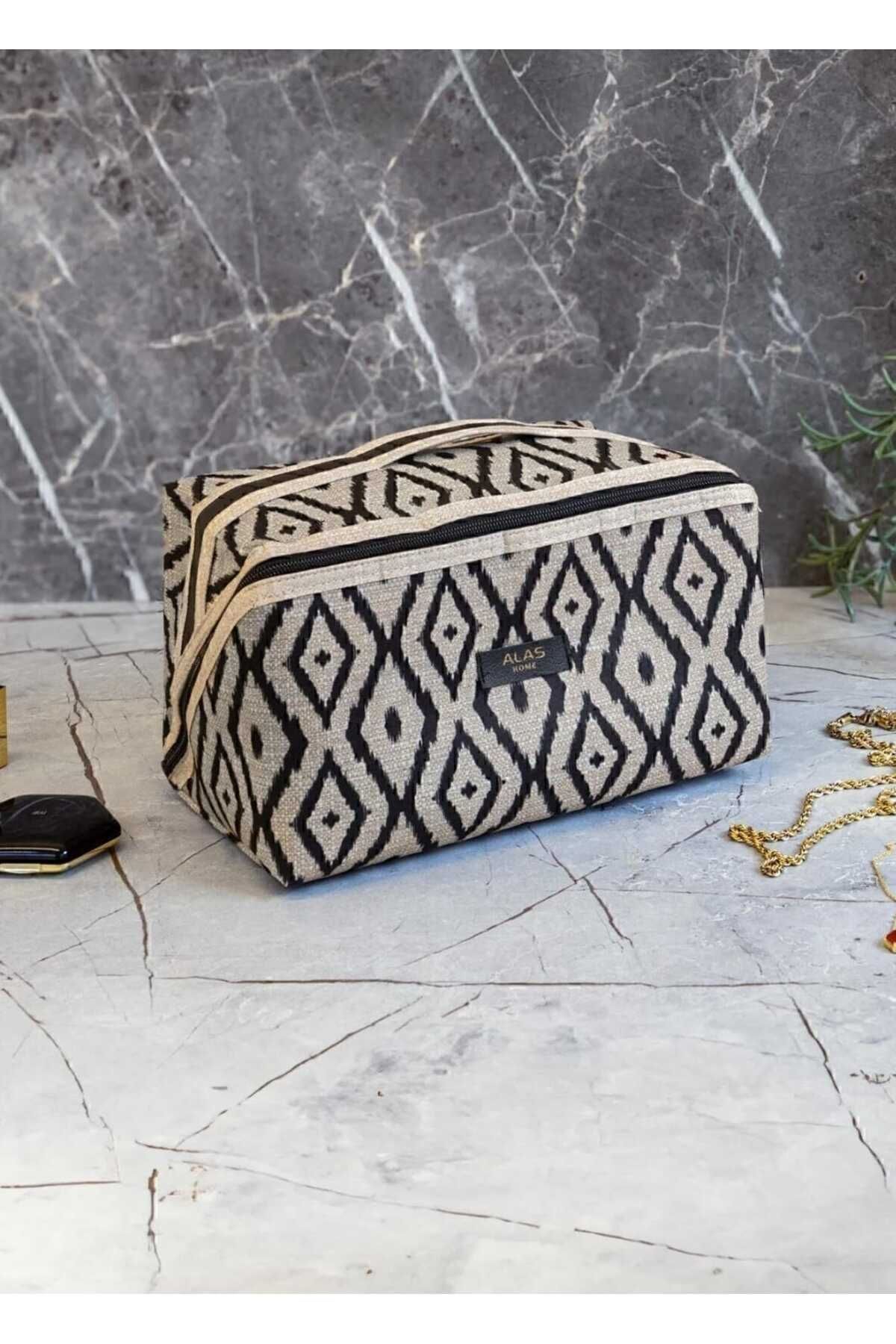 Makyaj Çantası-Düzenleyici Seyahat Tipi Çanta Organizer EKRU 3