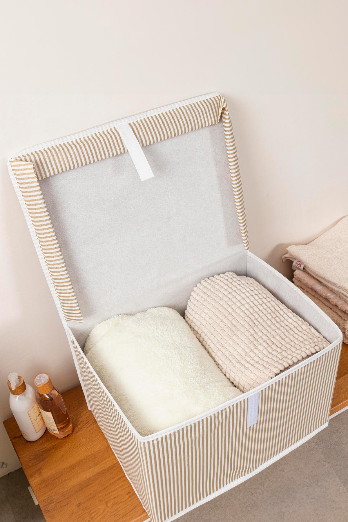 3 Adet - Kapaklı Çok Amaçlı ( Çamaşır-saklama-düzenleme Vb.) Hurç, Kutu Mini 40x30x26 KAHVERENGİ 6