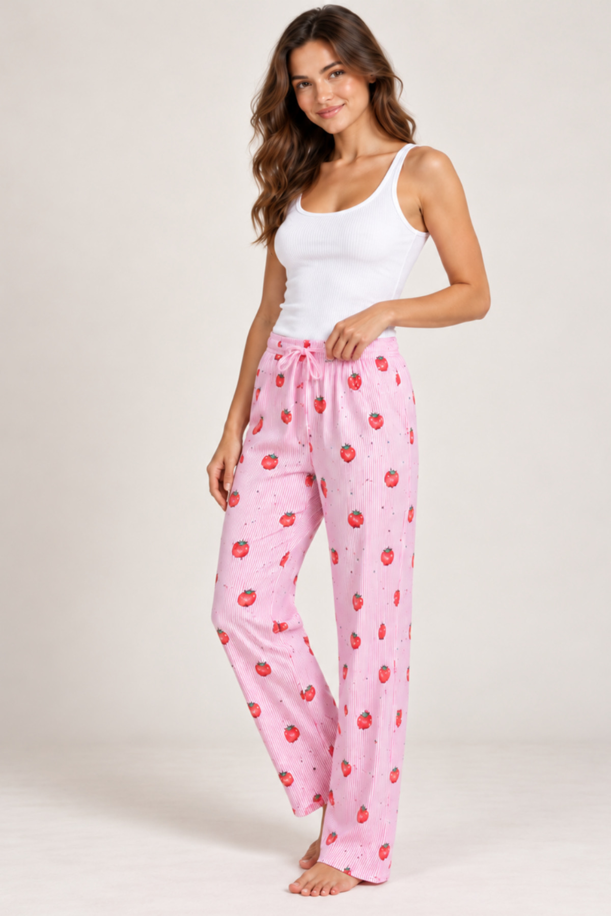 Kadın Çizgili Bluz Desenli Askılı Beyaz Pijama Takımı 5