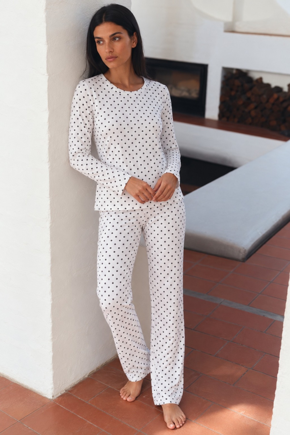 Kadın Desenli Uzun Kollu Rahat Beyaz Pijama Takımı 4