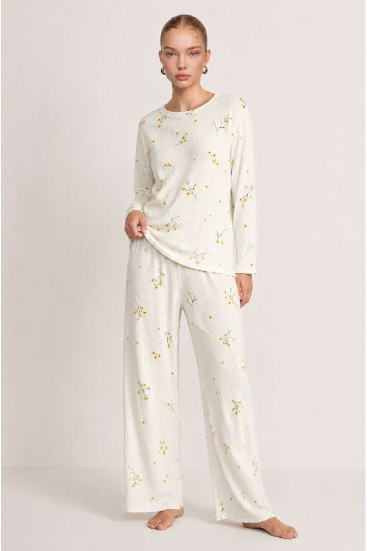 Kadın Desenli Uzun Kollu Ekru Pijama Takımı 4722 5