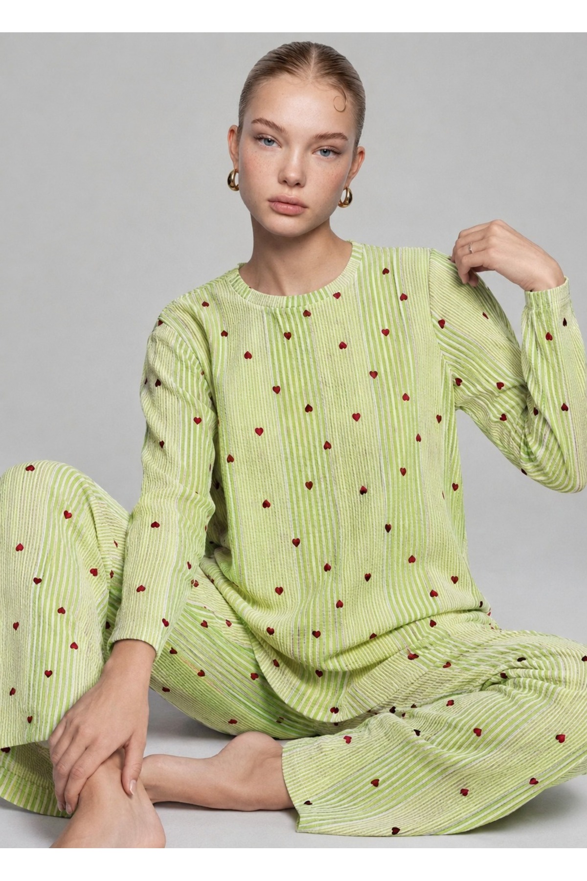 Kadın Çizgili Kalp Desenli Uzun Yeşil Pijama Takımı 4