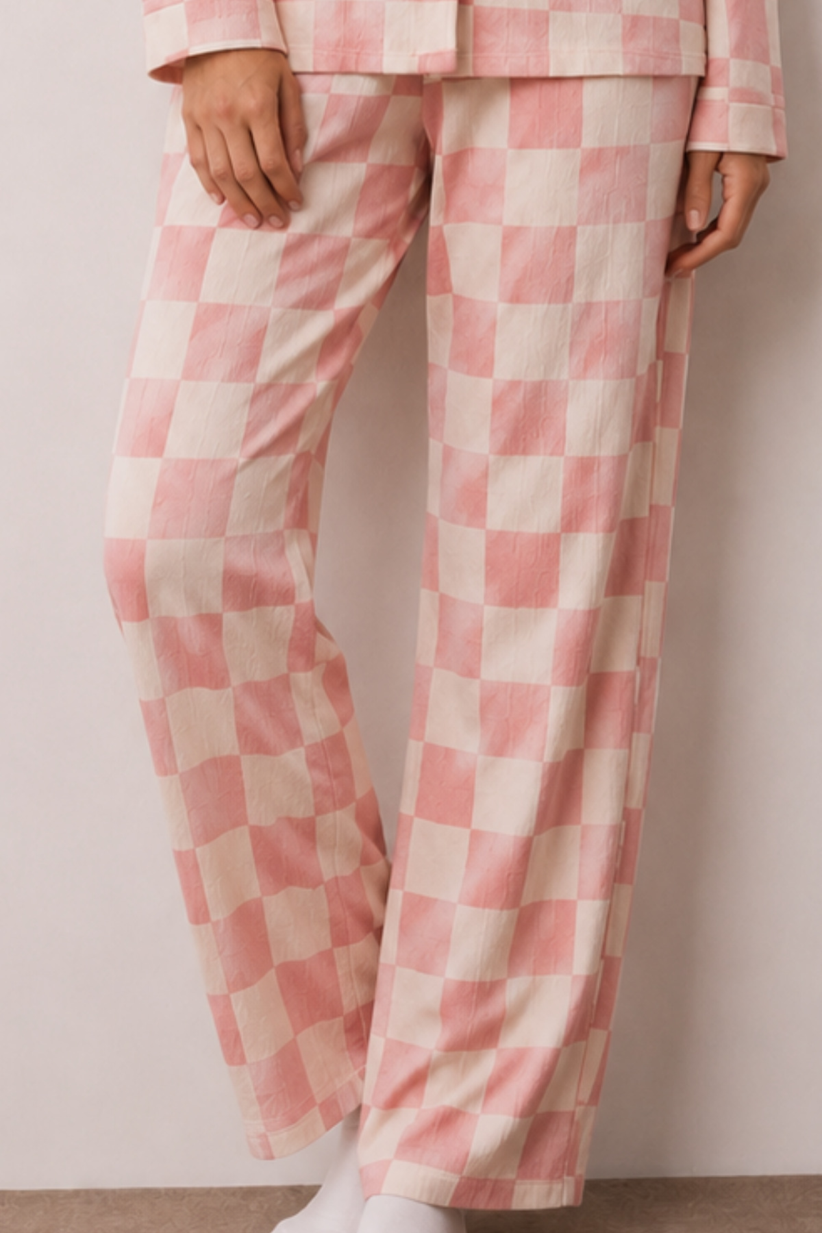 Kadın Düğmeli Kışlık Ev Pembe Pijama Takımı 4