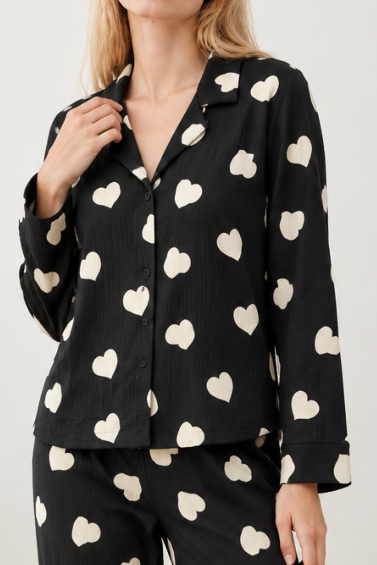 Kadın Kalpli Gömlek Yaka Siyah Pijama Takımı 4824 5
