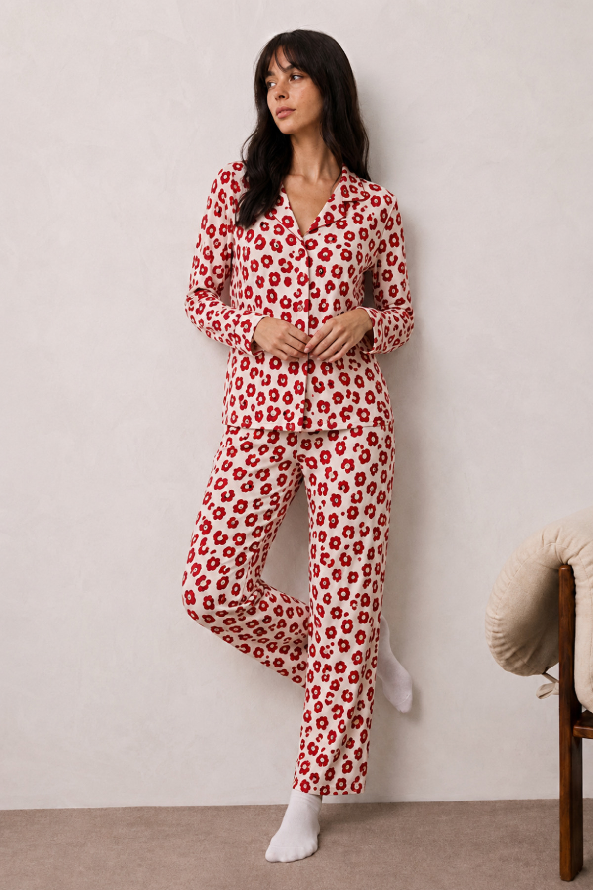 Kadın Uzun Kollu Düğmeli Alt Üst Uyku Kırmızı Pijama Takımı 5
