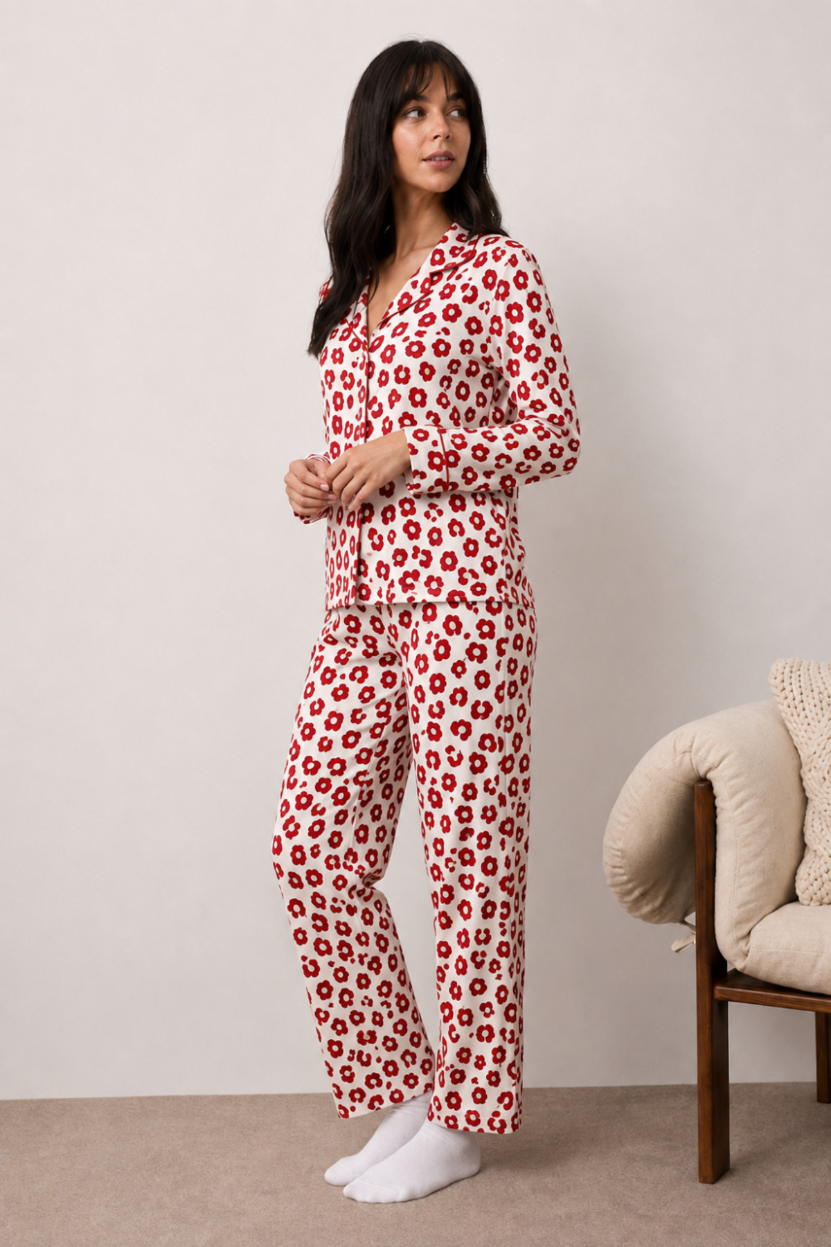 Kadın Uzun Kollu Düğmeli Alt Üst Uyku Kırmızı Pijama Takımı 4