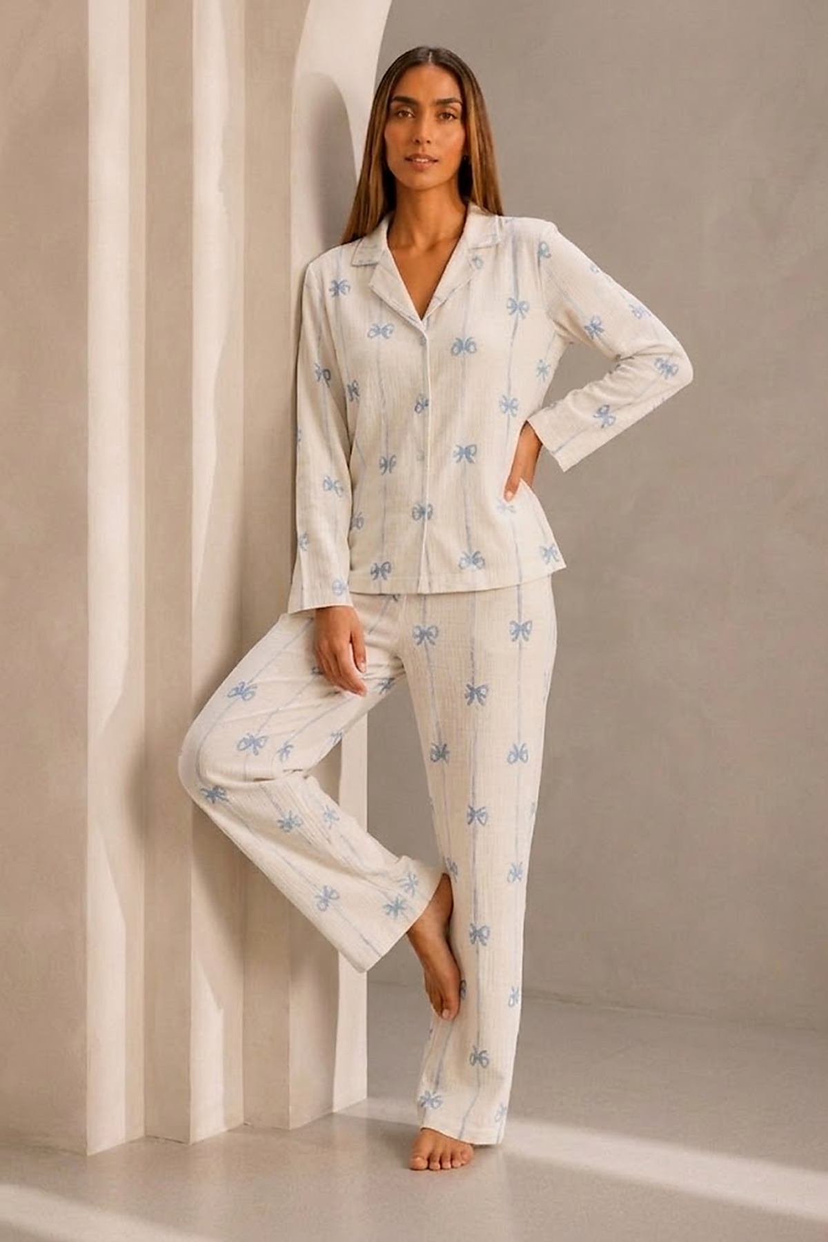 Kadın Önden Düğmeli Uzun Kollu Alt Üst Beyaz Pijama Takımı 5