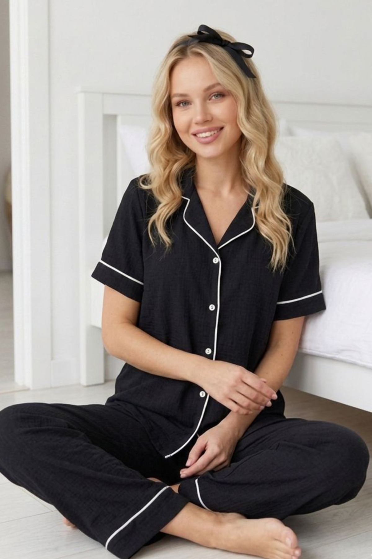 Biyeli Düğmeli Kısa Kollu Pijama Takımı 4626-Siyah 4