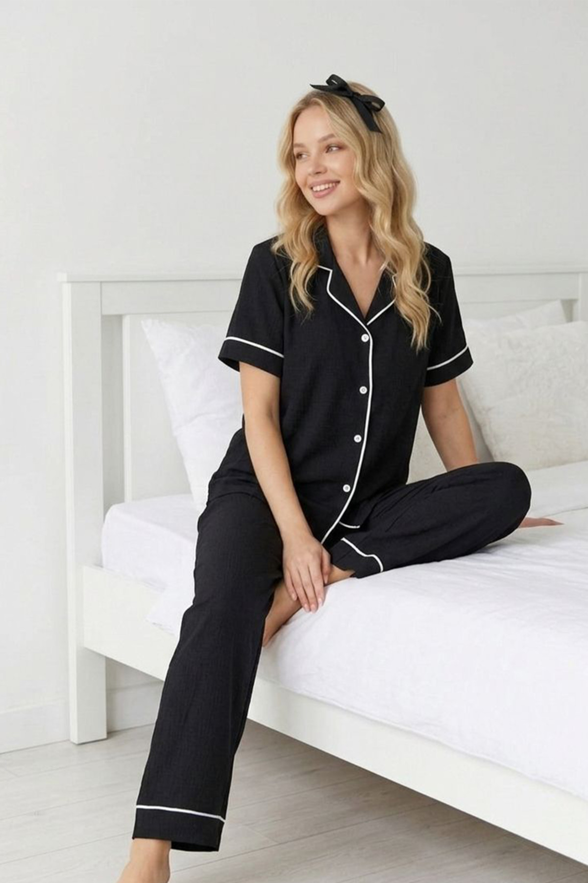 Biyeli Düğmeli Kısa Kollu Pijama Takımı 4626-Siyah 3