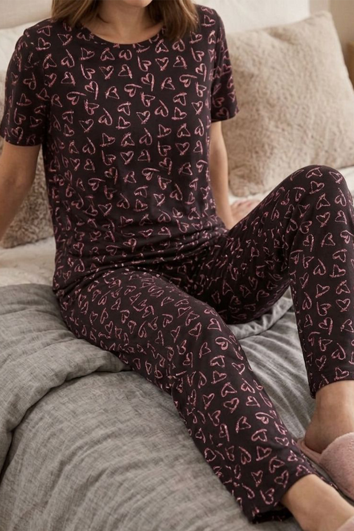 Siyah Kalp Desenli Kısa Kollu Pijama Takımı 4595 3