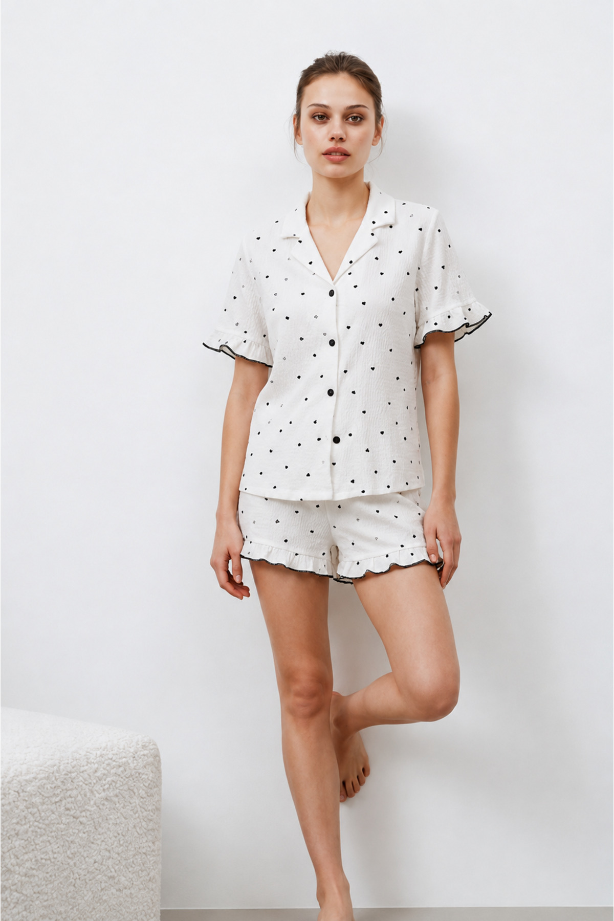 Kadın Premium Fırfırlı Beyaz Pijama Takımı 3