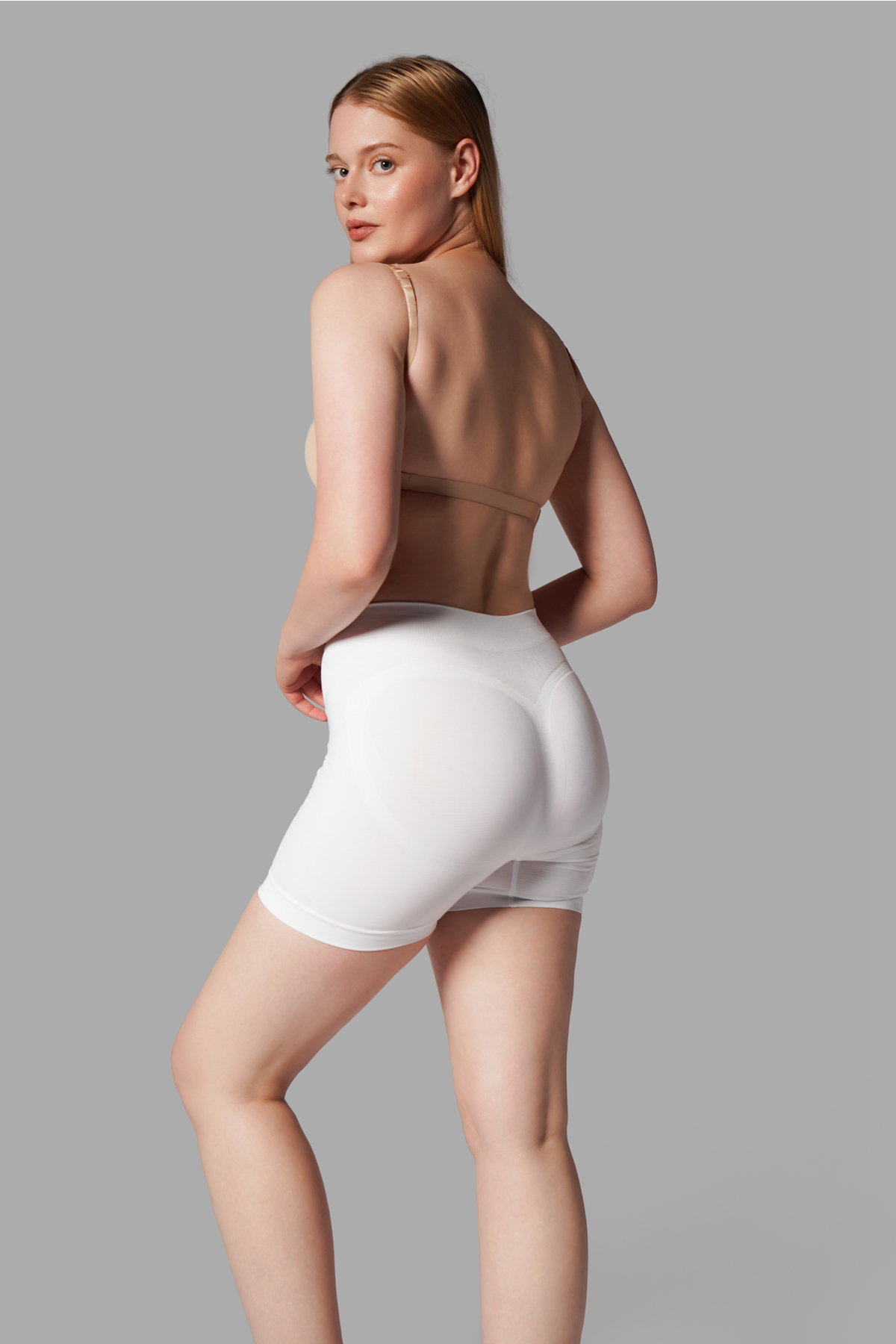 Push Up Seamless Dikişsiz Popo Şekillendirici Kısa Paçalı Korse 2064 Beyaz 3