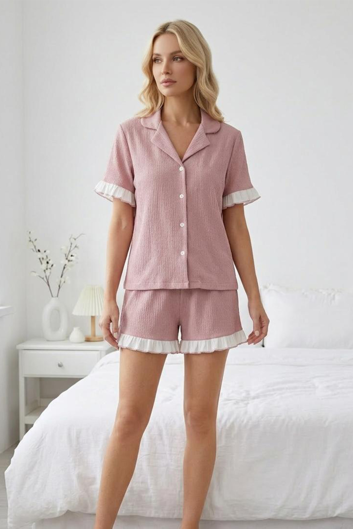Fırfır Detaylı Bürümcük Kumaşlı Düğmeli Kısa Şortlu Pijama Takımı 6021 Pembe 4